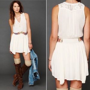 Free People Ethnic Embroidered Waist Dress, EUC